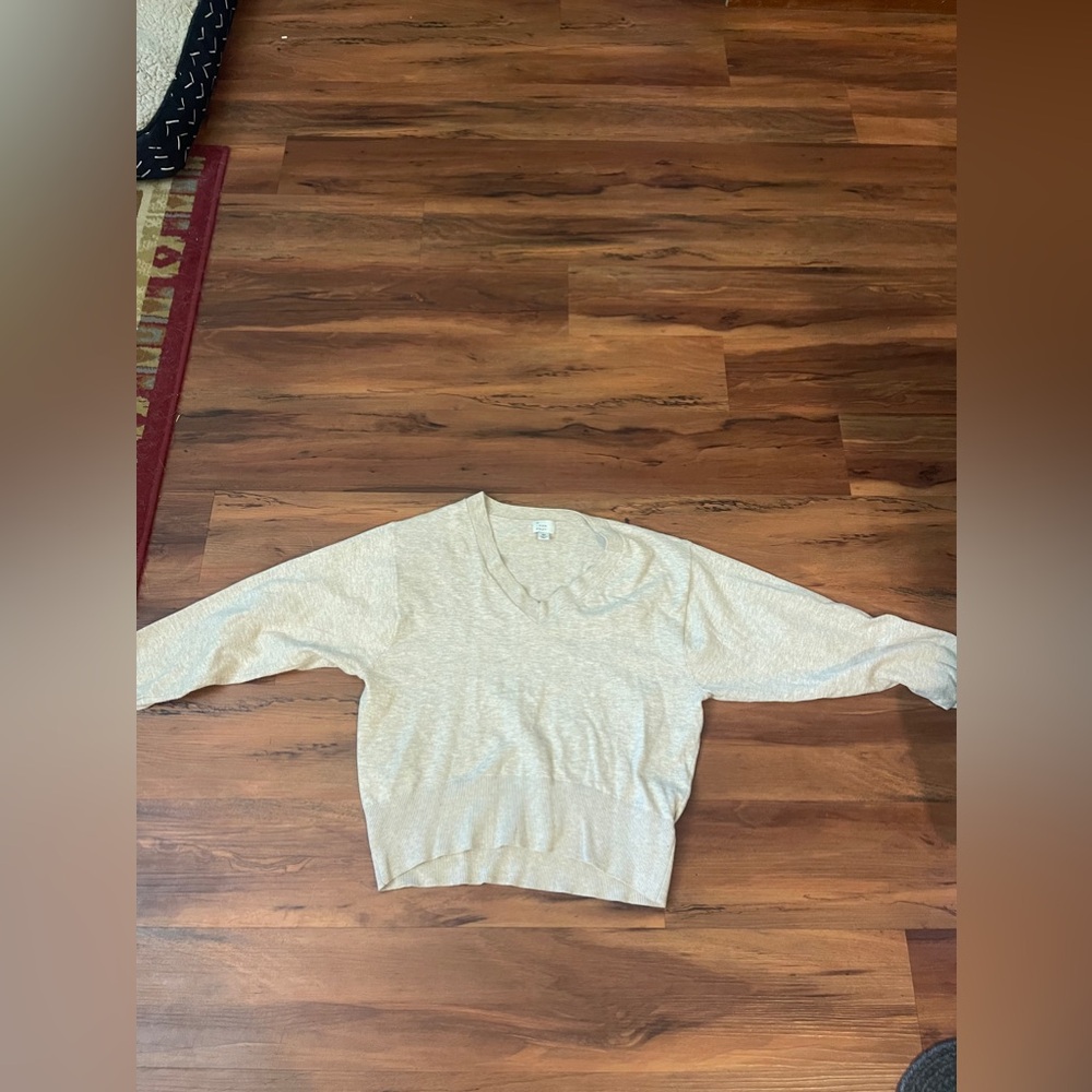 Women’s sweater